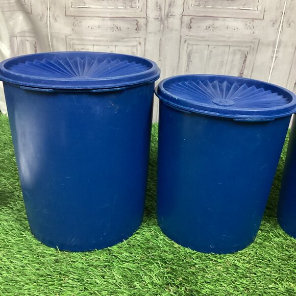 Vintage Tupperware Canister Containers Dark Blue With Lids (4) - Picture 4 of 16